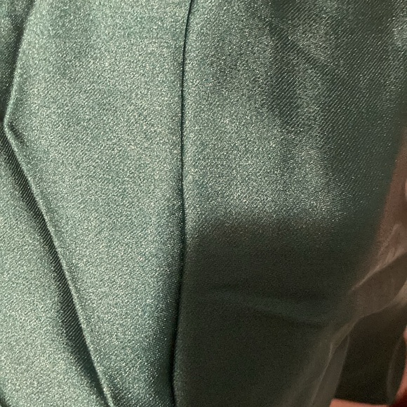 BRAND NEW WITH TAGS Lulu’s emerald green silk dress women’s size 4 WITH POCKETS! - Picture 8 of 10